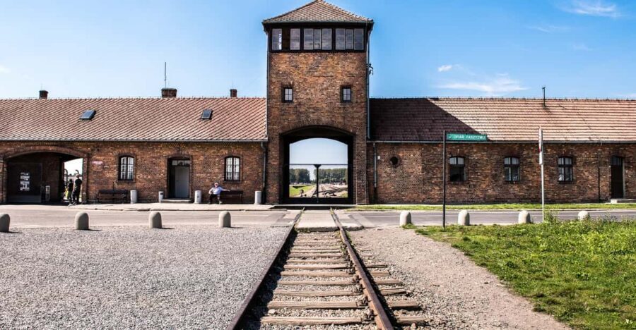 Krakow: Auschwitz-Birkenau & Wieliczka Salt Mine Day Tour - FAQ