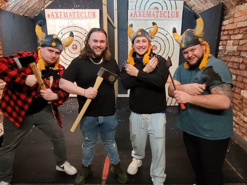 Krakow Axe Mate Club: Axe throwing, Tomahawks. WATL venue! - Your 90-minute session: what actually happens in the lanes