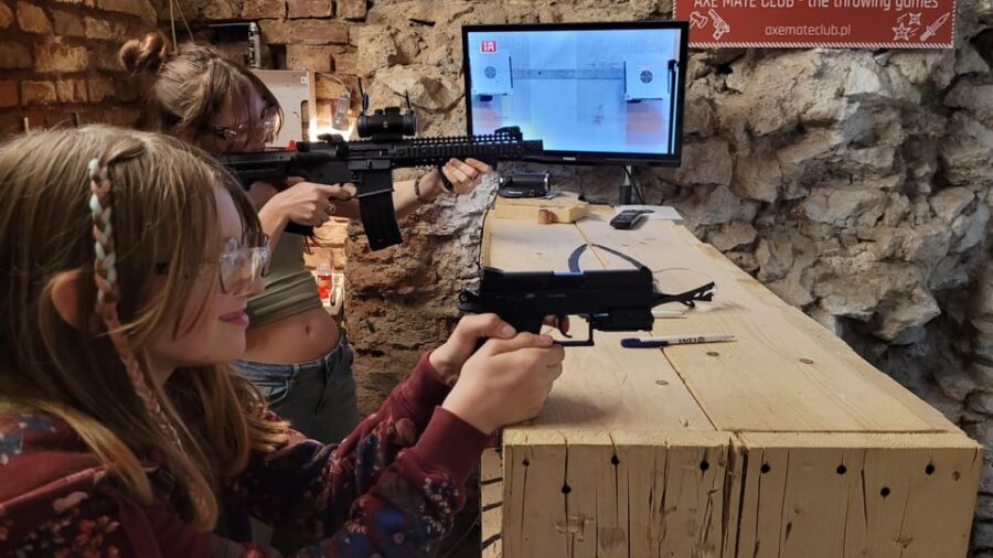 Krakow: Axe Mate Club Shooting Range Entry Ticket - Shooting in Kazimierz: what the Axe Mate Club setup feels like