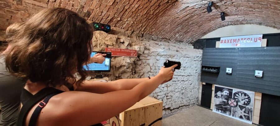 Krakow: Axe Mate Club Shooting Range Entry Ticket - How the lesson works: safety first, then stance coaching