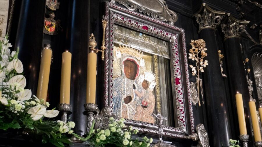 Krakow: Black Madonna of Częstochowa & Home of John Paul II - How the day flows: Kraków pickup, Wadowice, then Częstochowa