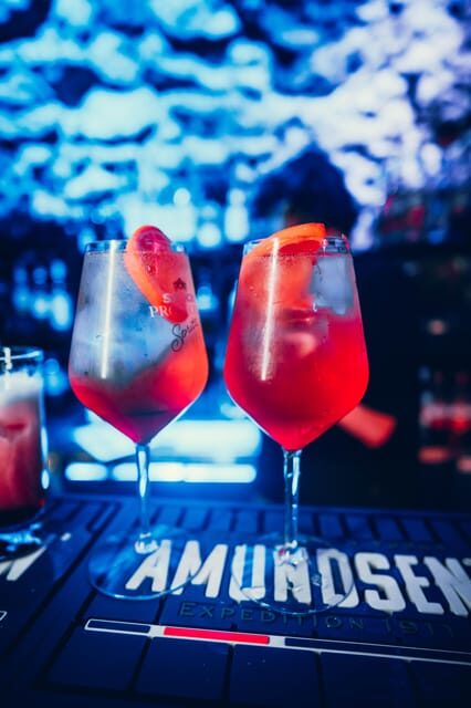 Krakow: Bottomless Brunch with 3-Course Meal and Drinks - Should You Book This Bottomless Brunch in Krakow?