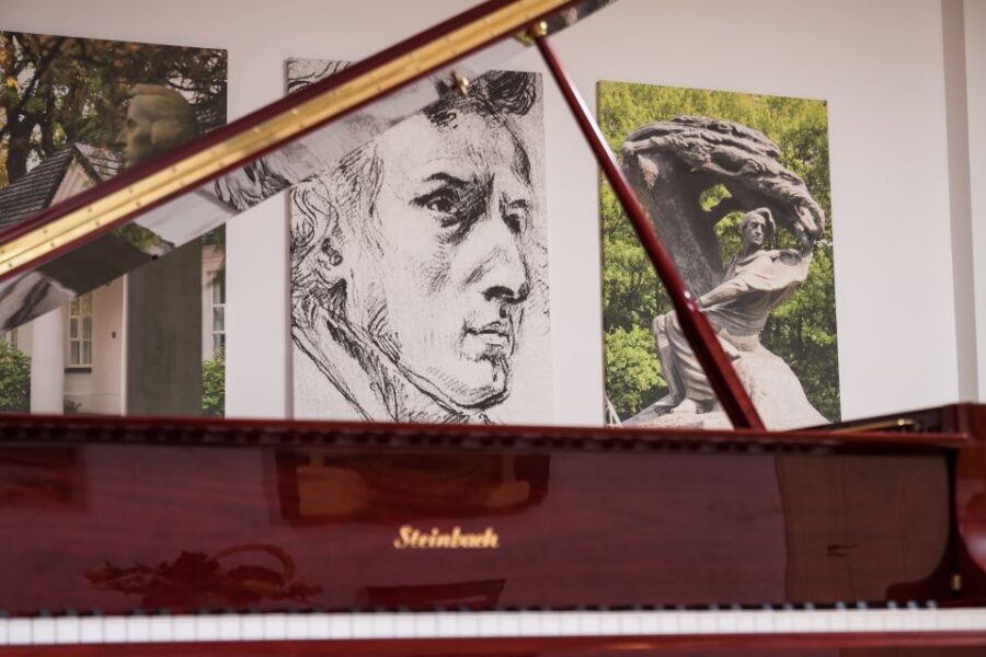 Krakow: Chopin Piano Recital at Chopin Concert Hall - Why a Chopin recital feels different in Krakow Market Square