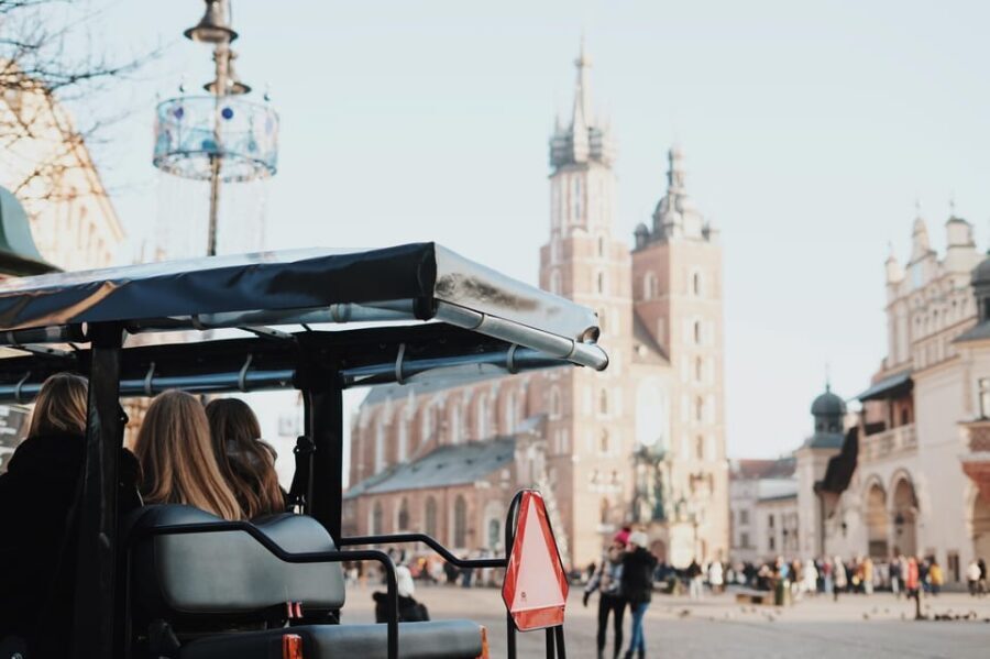 Krakow: City Sightseeing Tour by Golf Cart - Why a golf cart makes Krakow easier to enjoy