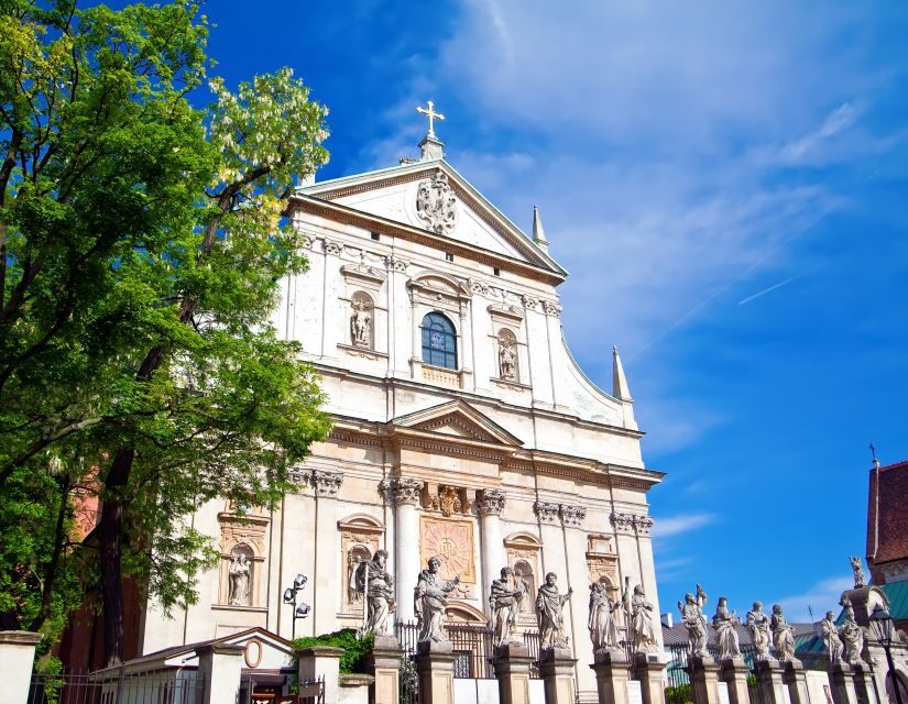 Krakow: City Walking Tours - Who should book the Old Town option vs. Kazimierz?
