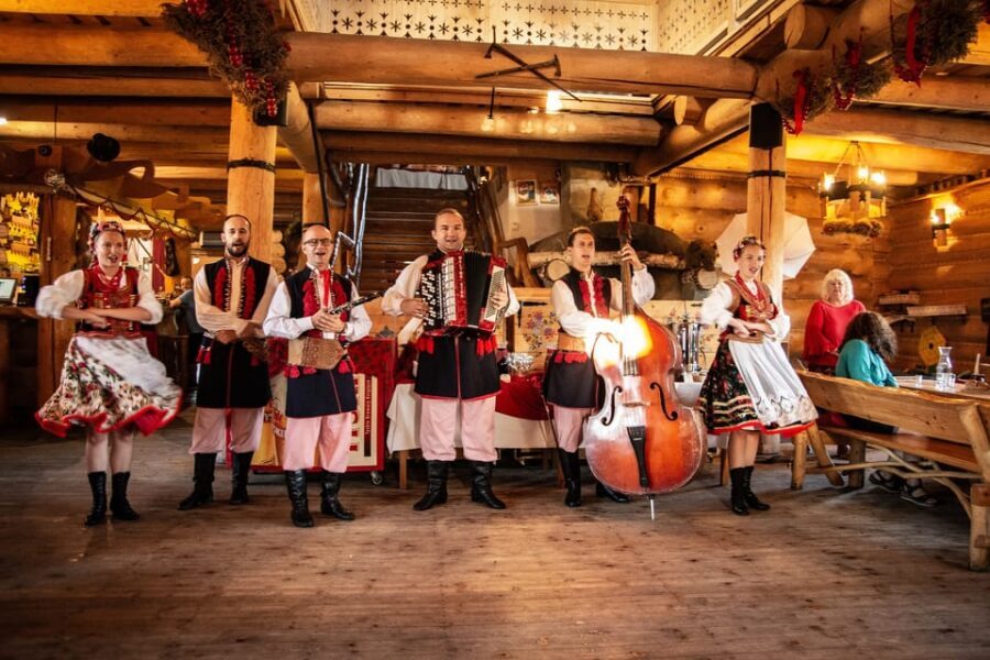 Krakow: Full Traditional Polish Dinner & Folk Show - What you’re really buying with a 3-hour Polish night