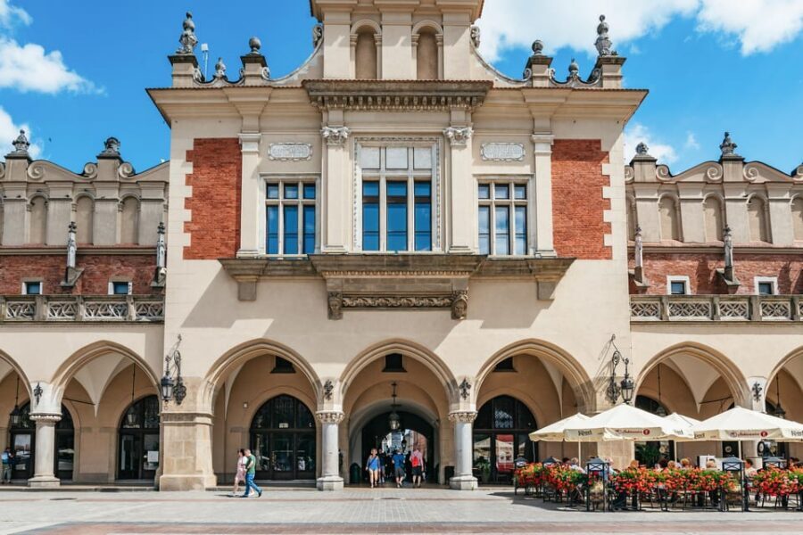 Krakow: Guided E-Scooter City Tour with Food Tastings - Starting at Plac Szczepański 8: training, helmets, and an easy launch