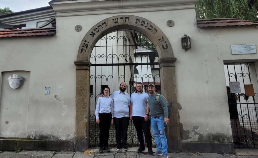 Krakow Jewish District Tour in a Small Group - Small group size up to 10: why it changes the tour