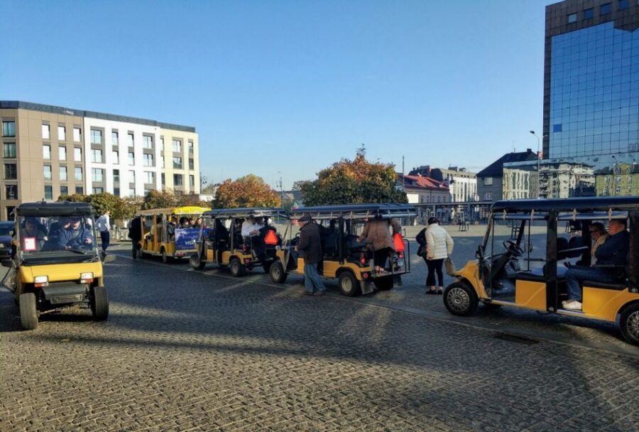Krakow: Jewish Quarter and Ghetto Sightseeing Golf Cart Tour - Under the Eagle Pharmacy: a landmark tied to the past