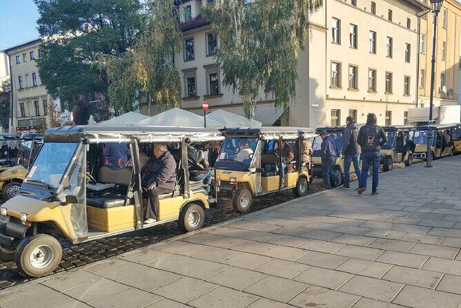 Krakow Jewish Quarter and Ghetto Tour by Electric Golf Cart - Szeroka Street: the heart of Kazimierz and a striking synagogues detail
