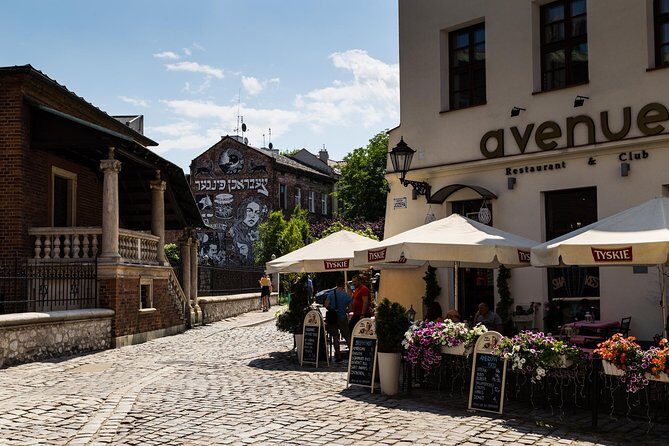 Krakow Jewish Quarter Guided Walking Tour - Remuh Synagogue: A Quick Stop With a Strong Emotional Weight