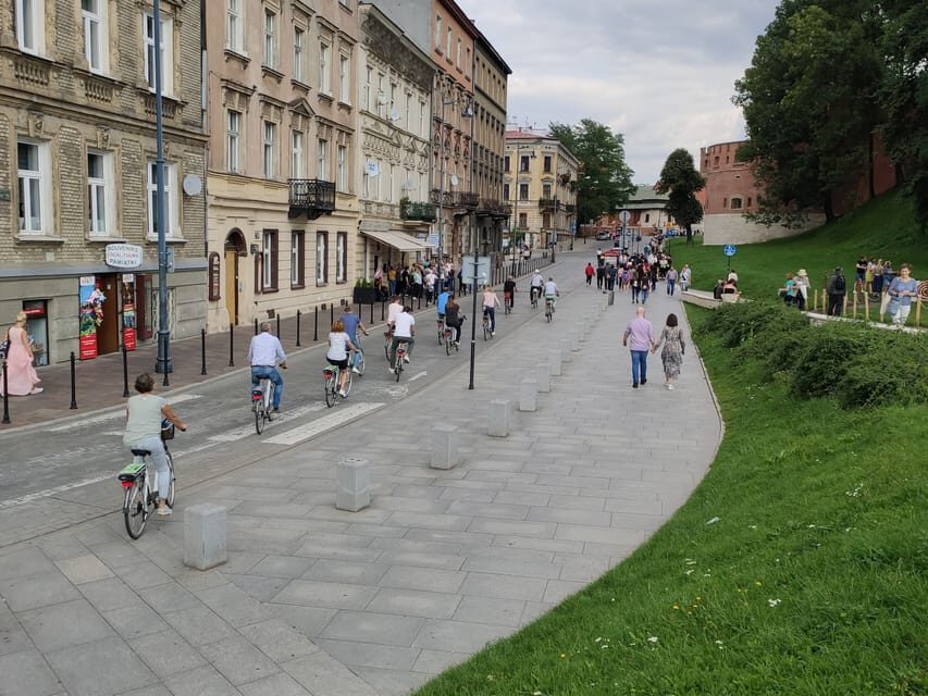 Krakow: Multilingual Tour On Electric Bikes - Why an electric bike tour is such a smart way to see Krakow