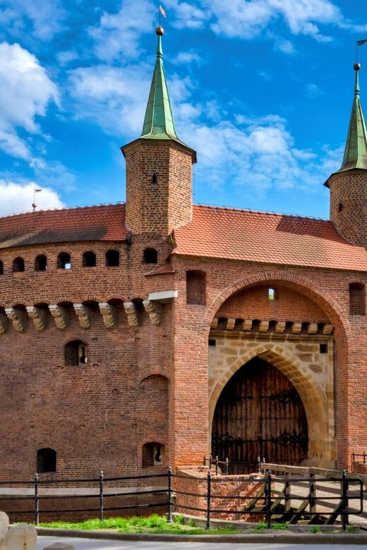 Krakow: Old Town City Tour in a Golf Cart - The Route You’ll See: Planty Park, Main Market Square, Wawel