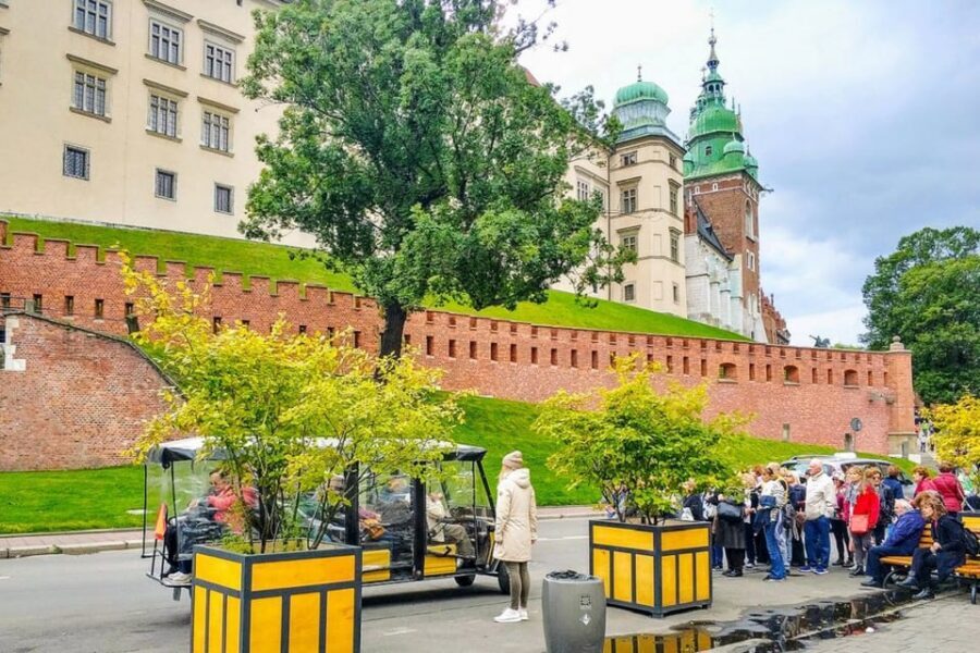 Krakow: Old Town City Tour in a Golf Cart - Who This Tour Suits Best (And Who Might Want Something Else)