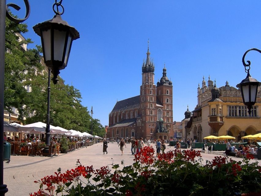 Krakow: Old Town Private Guided Walking Tour - Price and value: $16 for a private walk (and what can cost extra)
