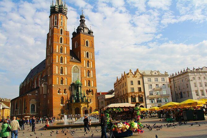 Krakow Private Walking Tour - Walking distance and pacing: what to plan for