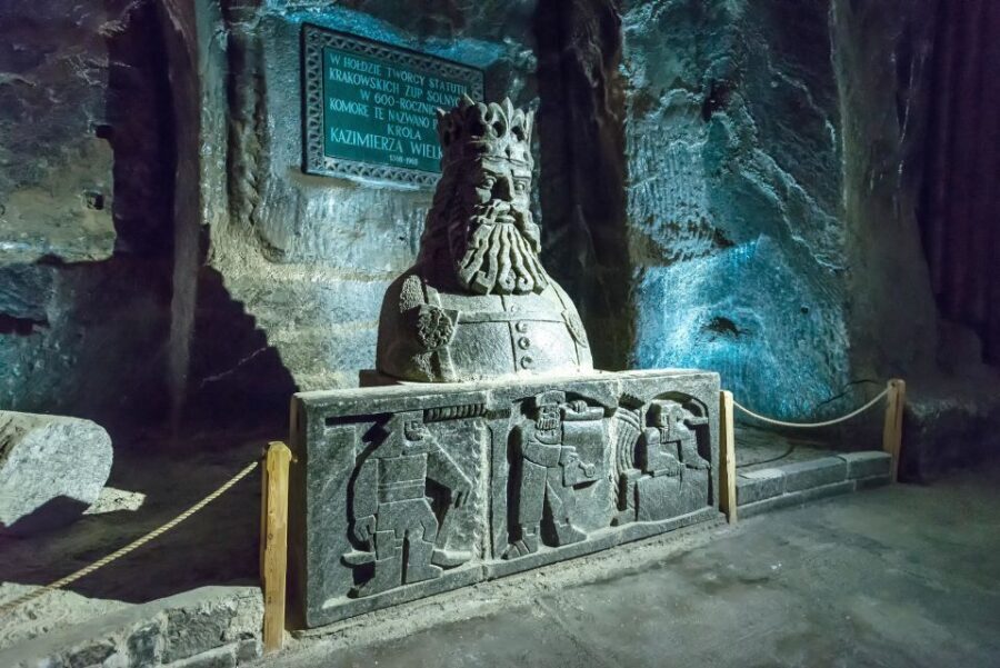 Krakow: Salt Mine Wieliczka Guided Tour Hotel Pickup - Entering the salt mine: what 140 meters down changes