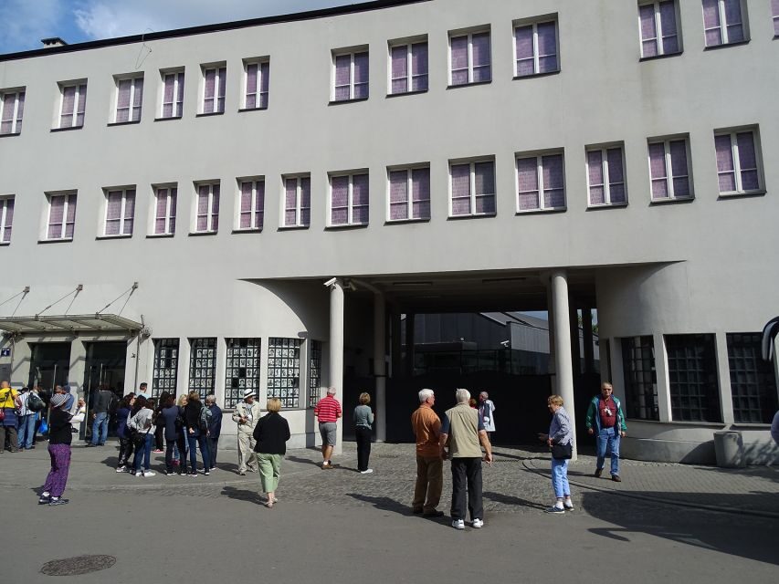 Krakow: Schindler’s Factory Tour & Skip-the-Line Entry - Skip-the-line entry and the meeting point on Lipowa