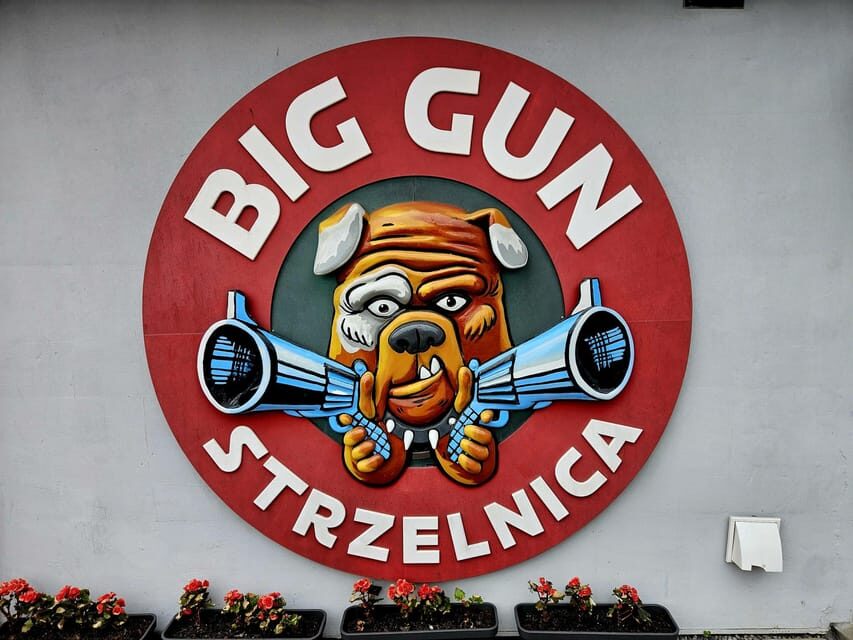 Krakow: Shooting range with hotel pickup - The guide experience: practical, friendly, and on time