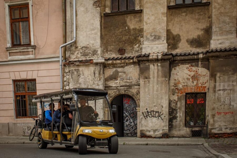 Krakow: Sightseeing Tour by Electric Golf Cart - Why an electric golf cart works so well in Krakow