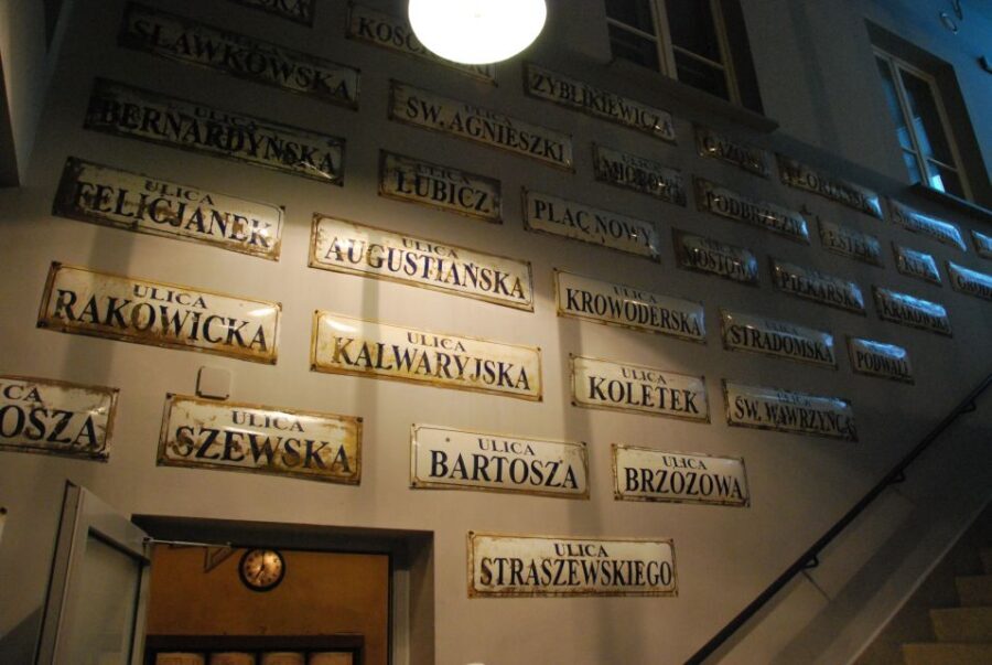Krakow: Skip-the-line Oskar Schindler’s Museum Private Tour - 4-hour option: adds Kazimierz and helps history connect to place