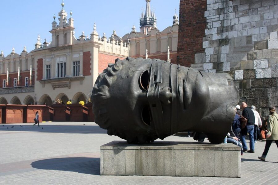 Krakow: Skip-the-Line Rynek Underground Museum Guided Tour - Rynek Underground Museum: What you’re really walking through