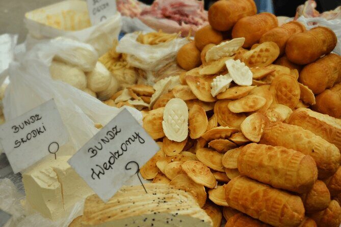 Krakow: Street Food Walking Tour - The market stop: why you’ll want to look beyond the food
