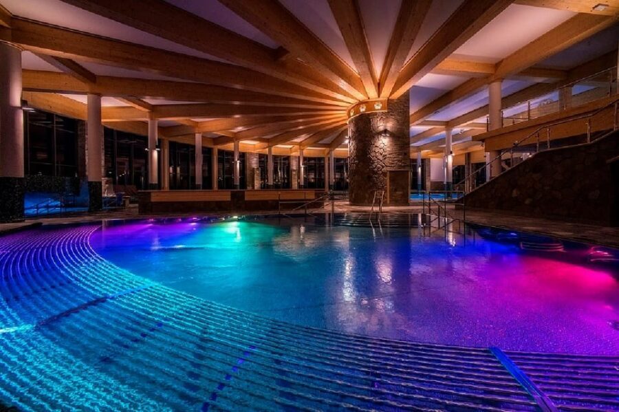 Krakow: Thermal Baths Evening Experience - Who this evening thermal baths trip is best for