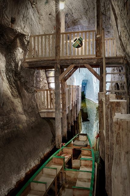 Krakow: UNESCO Underground Boat Expedition & Salt Mine Tour - Pace, steps, and what to wear in 14–16°C salt air