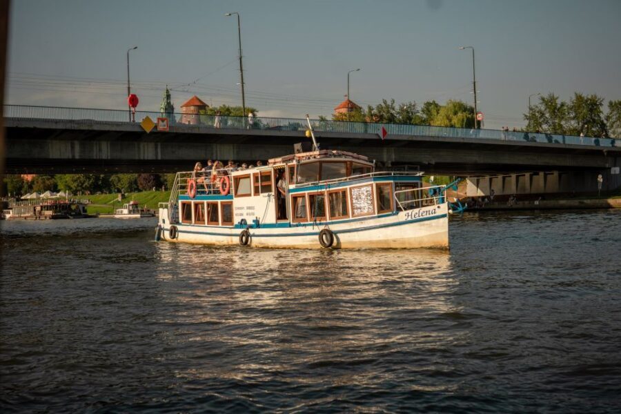Krakow: Vistula River Sightseeing Cruise ️ - What you’ll see from the Vistula: Wawel Hill, the Dragon Statue, and Old Town angles