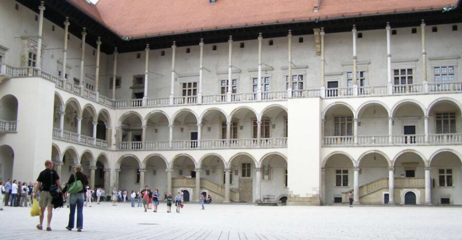 Krakow: Wawel Castle Guided Tour - Key things to know before you go