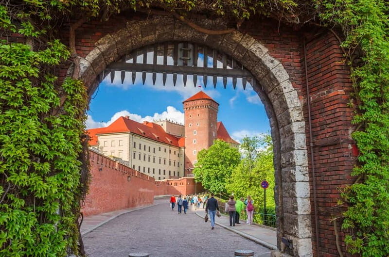 Krakow: Wawel Hill Audioguide Tour - Key highlights at a glance