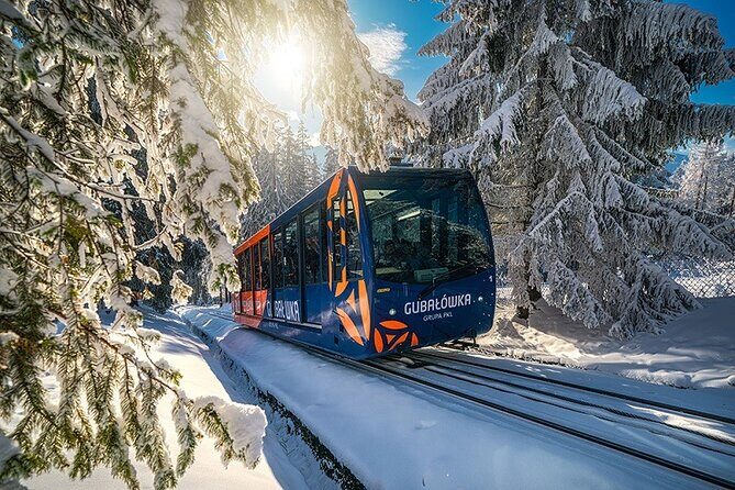 Krakow: Zakopane Tour, Tatra Mountains & Cable Car (Hotel Pickup) - Why Zakopane feels like a break from Krakow