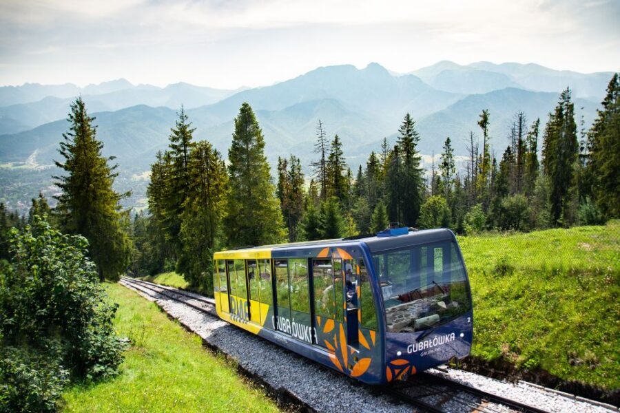 Krakow: Zakopane Tour with Cable Car, Tasting & Hotel Pickup - Guides make or break it (and here the reviews are consistent)