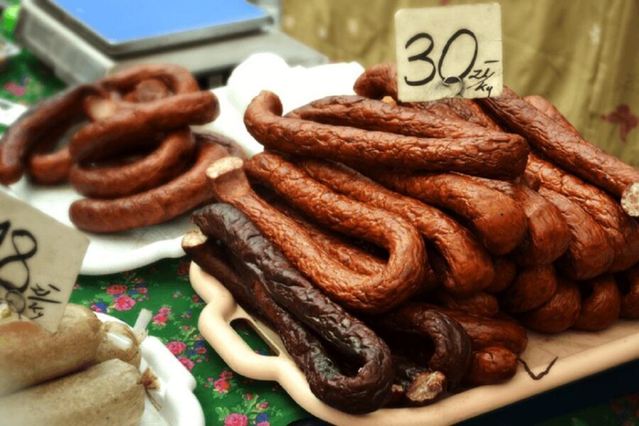 Krakow's Local Flavor: Craft Beer and Street Food with Guide - Street food tasting: how the bites build a story