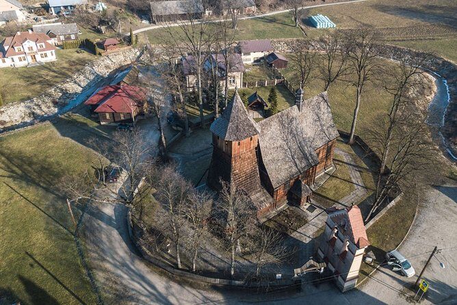 Lesser Poland Wooden Architecture Trail UNESCO Private Tour from Krakow - Stop 1: St. Leonard in Lipnica Murowana (Your First UNESCO Moment)