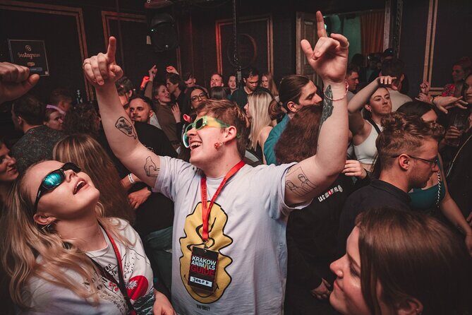 New Year's Eve Pub Crawl With 2 Hour Unlimited Alcohol + VIP Entry To Best Clubs - Key things to know before you go
