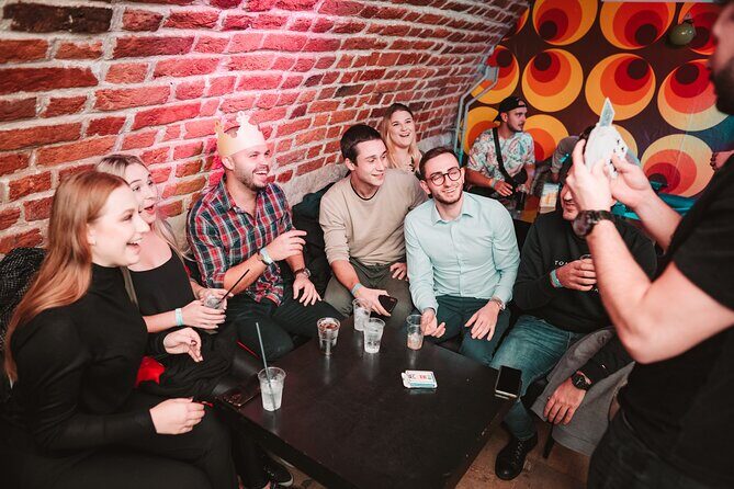 New Year's Eve Pub Crawl With 2 Hour Unlimited Alcohol + VIP Entry To Best Clubs - Your stop-by-stop route, from first drinks to the midnight party