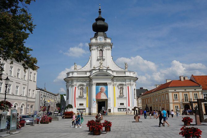 One-Day Wadowice & Czestochowa Tour from Krakow - Krakow to Wadowice and Czestochowa: what this day trip is really about