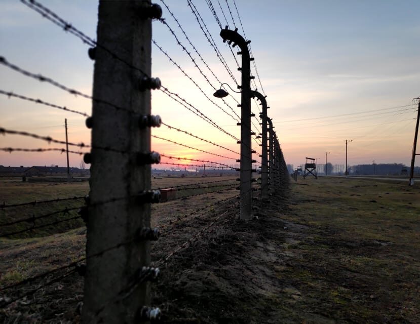 Oswiecim: Auschwitz-Birkenau Skip-the-Line Entry Tickets - Timing and pacing for a 210-minute visit