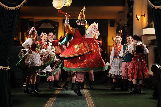 Polish Folk Show with 3 course dinner in Krakow legendary restaurant - Venue comfort and practical tips for a smoother evening
