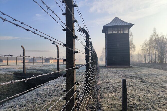 Private Guided Tour to Auschwitz & Birkenau from Krakow - The commandant’s residence building: seeing power in place