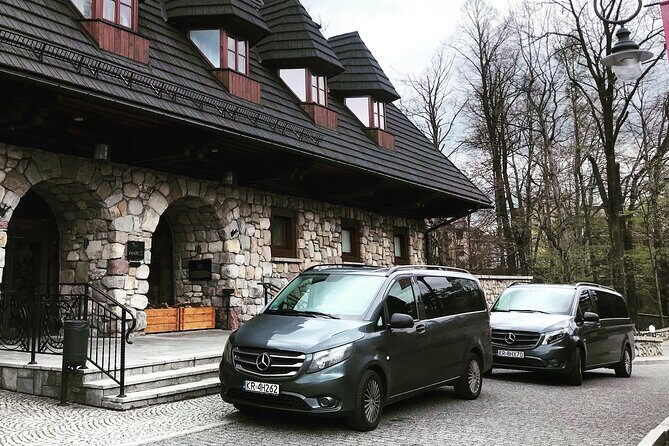 Private Krakow to or from Airport Transfer - Close Parking and Luggage Help: Why This Feels Easier