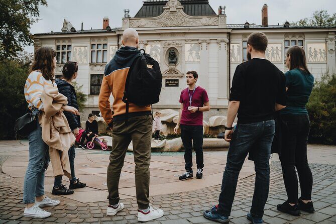 Private Tour of Krakow Old Town and Jewish Quarter in one walk - Where the Walk Starts and How You End Up in Kazimierz