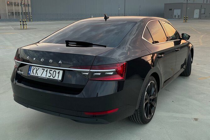 Private Transfer from/to Krakow Airport - Return trip from your hotel: door-to-door both ways