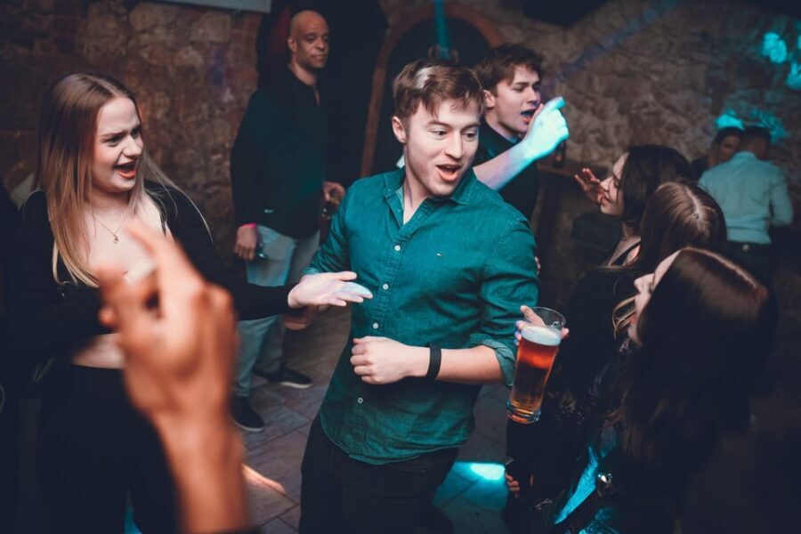 Pub Crawl - 1-hour Open Bar then Vip to 5 Clubs - Krakow - Key Highlights You’ll Care About