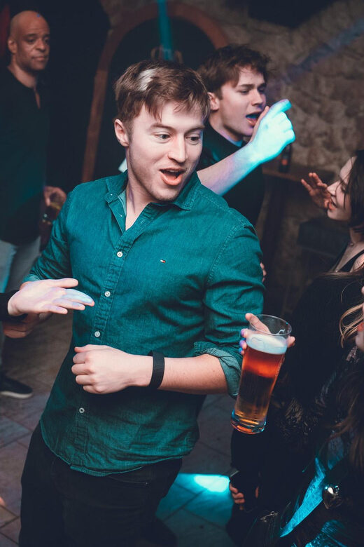 Pub Crawl - 1-hour Open Bar then Vip to 5 Clubs - Krakow - Who This Crawl Suits Best (and Who Should Pass)