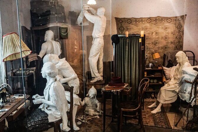 Schindler's Factory Private Guided Tour in English - Kazimierz: the Jewish Quarter’s everyday life and WWII transformation