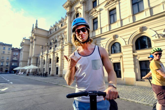 Segway Tour of Krakow: Full Tour (Old Town + Jewish Quarter) - 3-Hours of Magic! - Remuh Cemetery and Father Bernatek Footbridge: a quieter, reflective ending