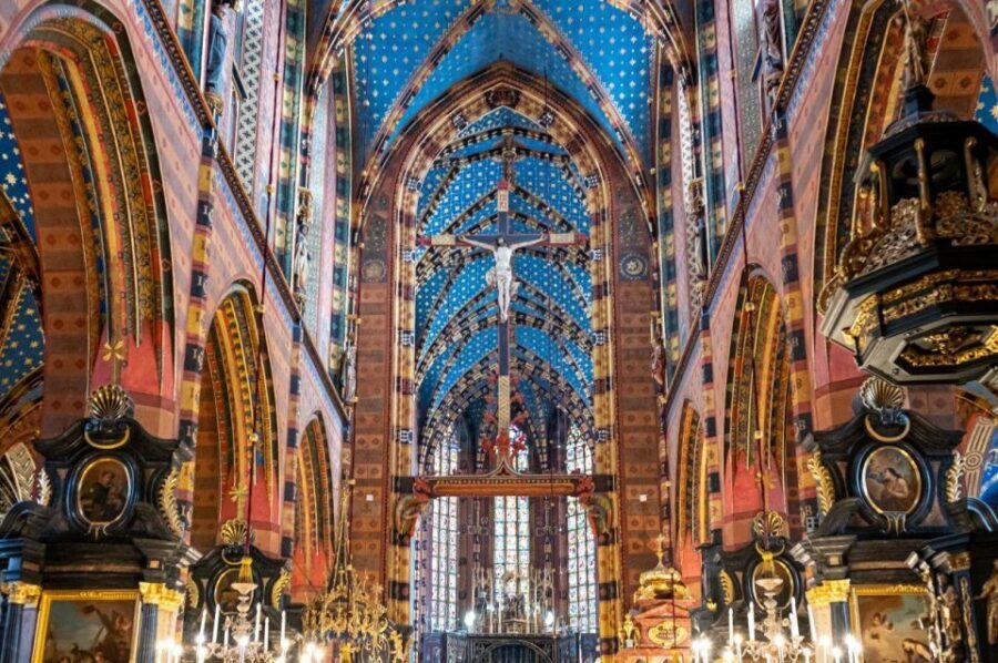 St. Mary's Basilica and more - a short walk with a guide - Key highlights at a glance
